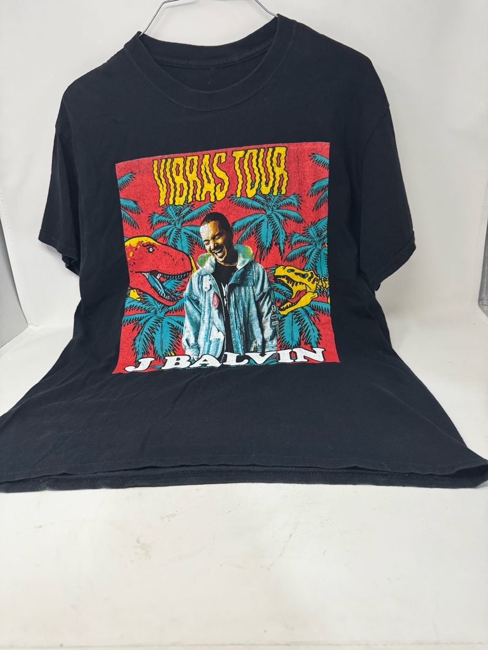 J Balvin vibes, tour T-shirt, black, short sleeve size large preowned